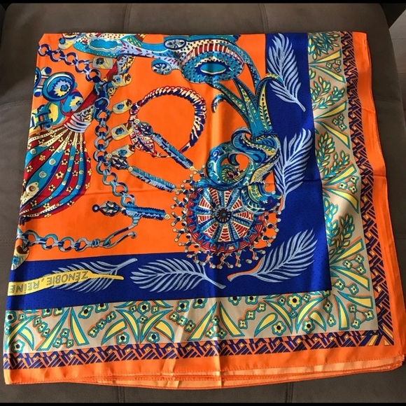 NWOT Scarf - Picture 2 of 7